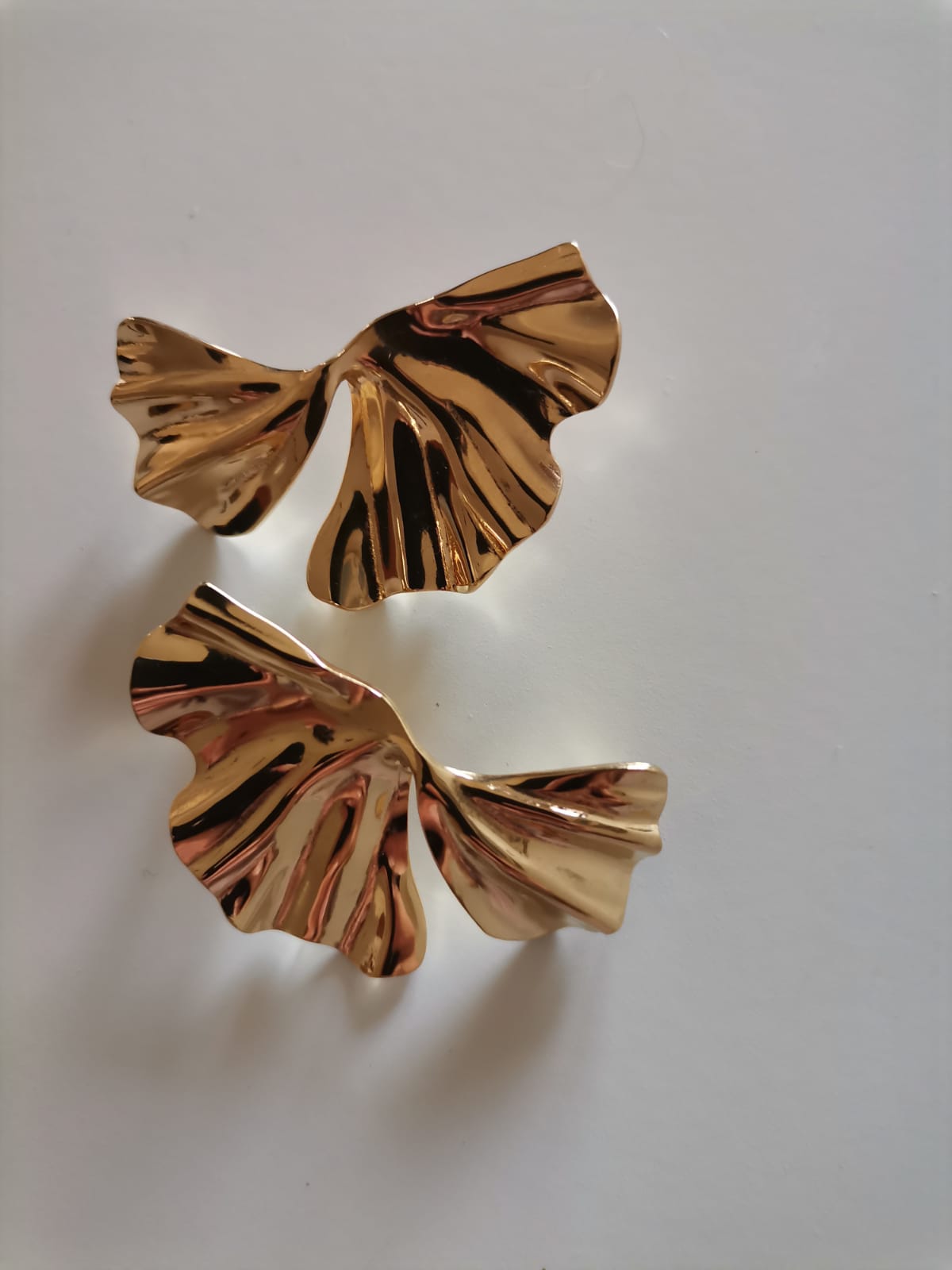 ORECCHINO FARFALLA