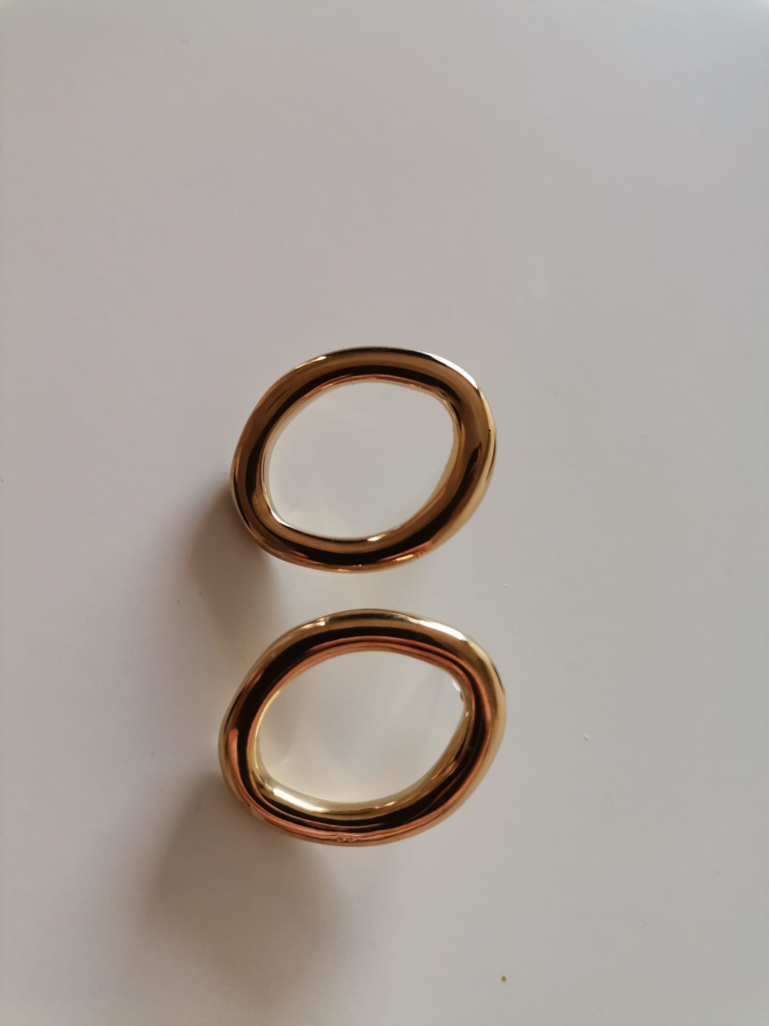 ORECCHINO CIRCLE HOOP